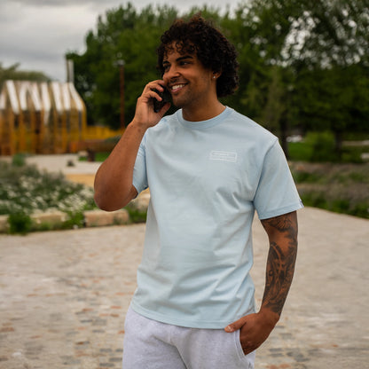 TAG LOGO TEE - LIGHT BLUE