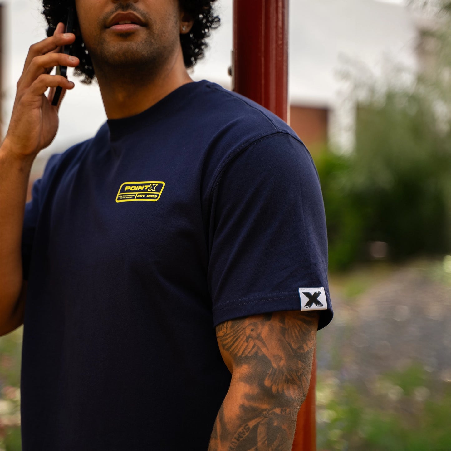 TAG LOGO TEE - NAVY